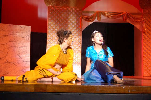 aladdin2005062.jpg