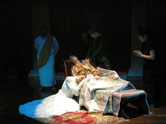 thekingandi2001022.jpg