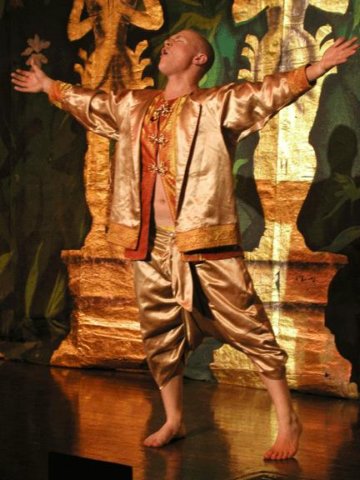 thekingandi2001023.jpg